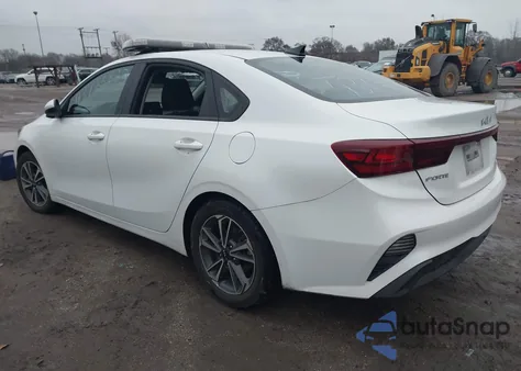 2022 Kia Forte Lxs из США, поврежденный, VIN 3KPF24AD0NE467544
